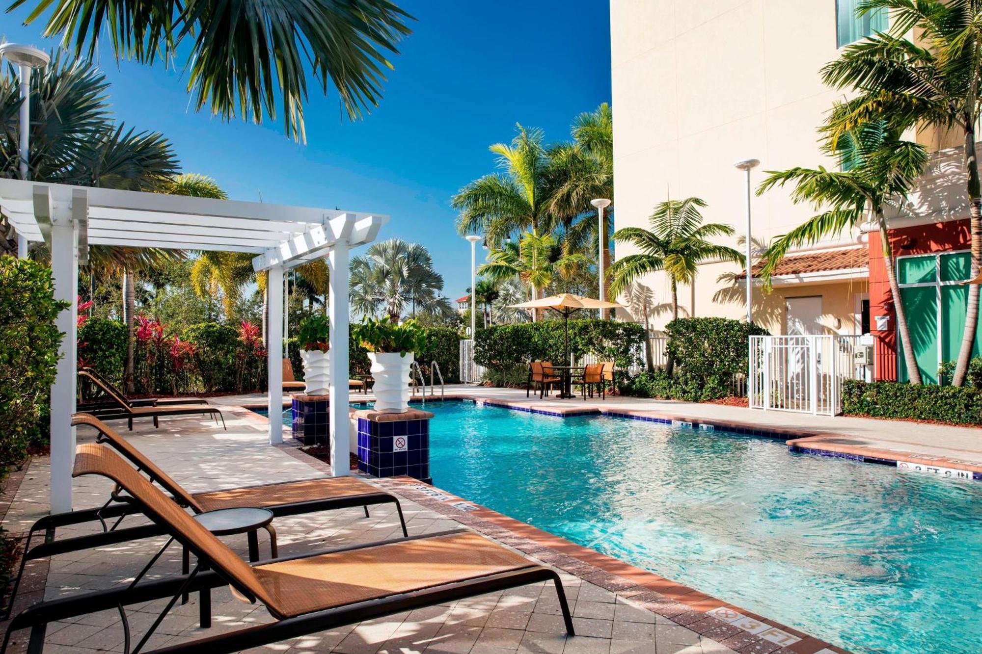 Courtyard By Marriott Miami Homestead Dış mekan fotoğraf